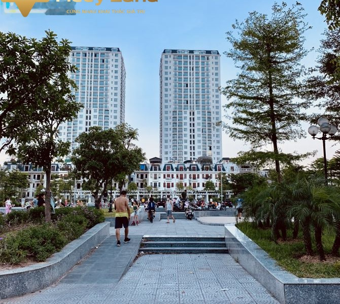 Chỉ 3.6 tỷ bán căn hộ có diện tích tổng 87 m2 vị trí tại Đường Cổ Linh, Quận Long Biên-01