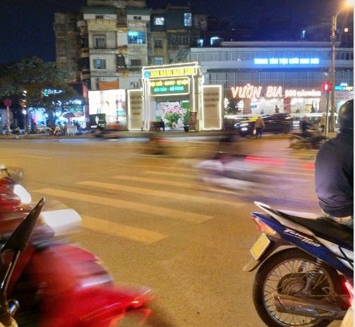 Cần bán nhà mặt phố Nguyễn Văn Cừ, Long Biên. Diện tích 135m2, giá 30 tỷ
