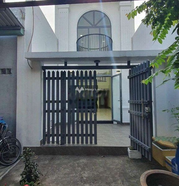 Cho thuê nhà diện tích chuẩn 100m2 Nằm ngay trên Phạm Văn Đồng, Thủ Đức thuê ngay với giá thực tế 8 triệu/tháng, trong căn này có 2 phòng ngủ, 2 WC-01