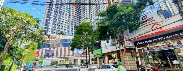 Ngôi nhà này bao gồm 25 phòng ngủ, bán nhà ở có diện tích chung 88.79m2 bán ngay với giá cực sốc 20 tỷ vị trí ngay tại Nha Trang, Khánh Hòa hướng Đông-03
