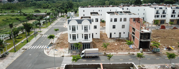 Khu nhà ở Vietsing Phú Chánh Bình Dương, còn 1 lô shophous 89,9m2 duy nhất dưới 2 tỷ-03