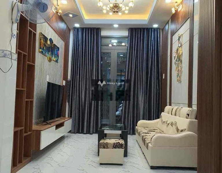 Nhà gồm 4 phòng ngủ bán nhà ở diện tích chuẩn 45m2 bán ngay với giá thực tế 4.79 tỷ vị trí đặt tọa lạc gần Tùng Thiện Vương, Hồ Chí Minh-01