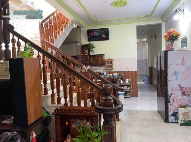 Căn nhà gồm 3 phòng ngủ bán nhà bán ngay với giá chính chủ chỉ 5 tỷ diện tích rộng 102m2 Nằm ngay trên Phú Tài, Bình Thuận-01