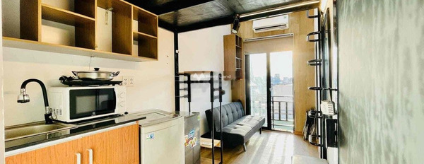 Căn hộ 1 phòng ngủ, cho thuê căn hộ hướng Đông Nam vị trí đẹp nằm trên Nguyễn Trãi, Hồ Chí Minh, căn hộ này có 1 PN, 1 WC giá rẻ bất ngờ-02