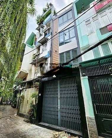 Nhà gồm 7 phòng ngủ, cho thuê nhà, giá thuê siêu khủng chỉ 32 triệu/tháng diện tích vừa phải 200m2 vị trí thuận lợi ngay trên Hòa Hảo, Hồ Chí Minh