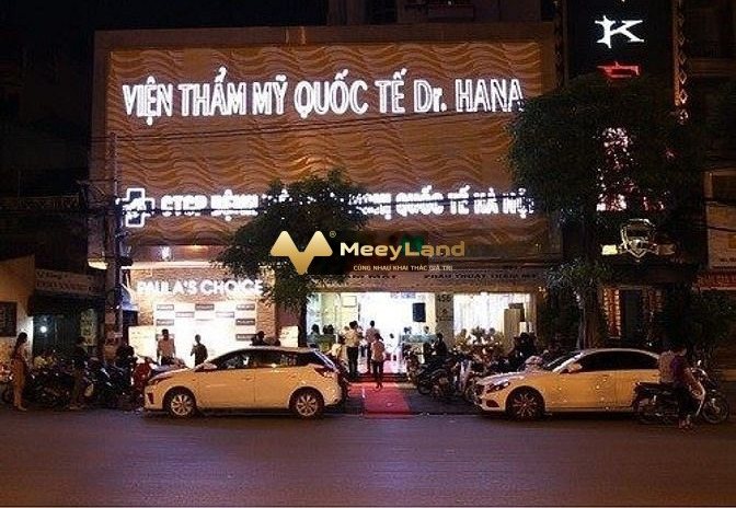 Cho thuê nhà có diện tích quy ước 108m2, vị trí thuận lợi ngay trên Quận 1, Hồ Chí Minh