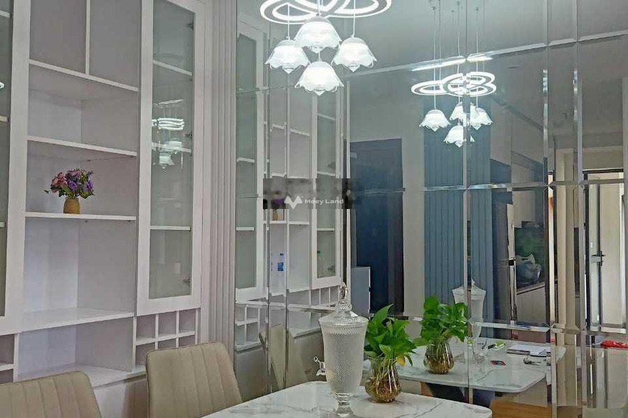Nằm tại Lý Thái Tổ, Bắc Ninh bán chung cư, hướng Tây - Bắc, nhìn chung bao gồm 2 phòng ngủ, 2 WC sổ hồng chính chủ-01