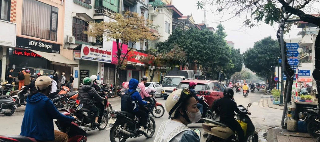 Vị trí mặt tiền nằm trên Sài Đồng, Hà Nội bán nhà bán ngay với giá cực êm 21.2 tỷ tổng quan ngôi nhà này 3 PN