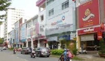 Tổng quan căn nhà này gồm 10 phòng ngủ bán nhà bán ngay với giá quy định 19.5 tỷ có diện tích chung là 100m2 trong Nguyễn Văn Linh, Hồ Chí Minh-03