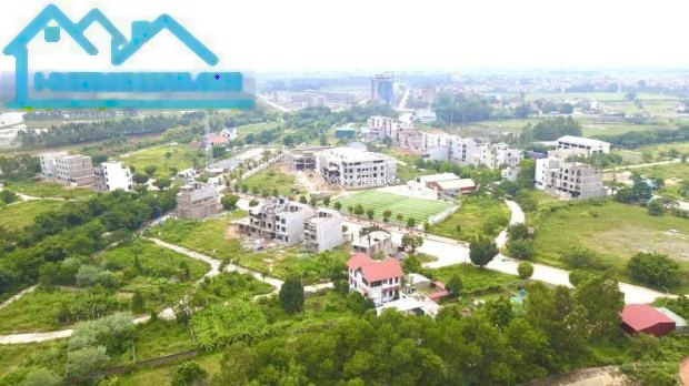Ngay Xuân Hòa, Vĩnh Phúc bán đất 5.55 tỷ, hướng Đông Nam diện tích khoảng 300m2-01