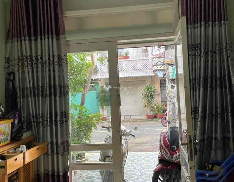 Nhà có 2 PN, cho thuê nhà, giá thuê rẻ bất ngờ chỉ 9 triệu/tháng diện tích thực dài 42m2 vị trí đẹp tọa lạc ngay tại Lê Đình Thám, Tân Phú-01