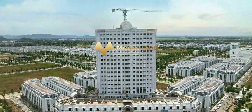 Hướng Đông-Nam, bán nhà có diện tích 84 m2 vị trí ngay ở Nguyễn Hoàng, Đông Hải vào ở ngay giá mua liền 5 tỷ