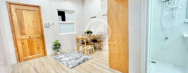 Trong căn hộ tổng quan gồm 1 phòng ngủ, cho thuê căn hộ vị trí đặt nằm ngay Phường 12, Hồ Chí Minh, 1 WC liên hệ ngay để được tư vấn-02