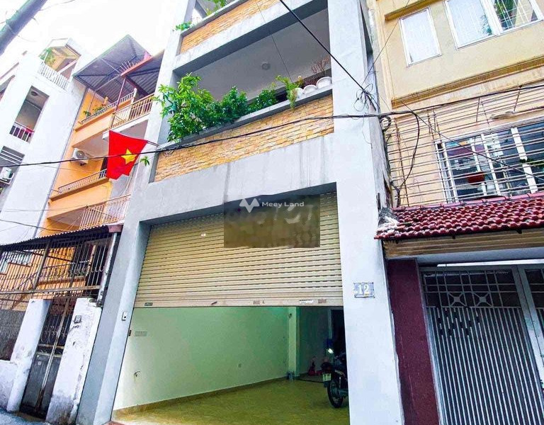 Với diện tích khoảng 75m2, cho thuê nhà ở vị trí đẹp tại Khương Đình, Thanh Xuân, ngôi nhà có tất cả 5 phòng ngủ, 5 WC lh thương lượng thêm-01