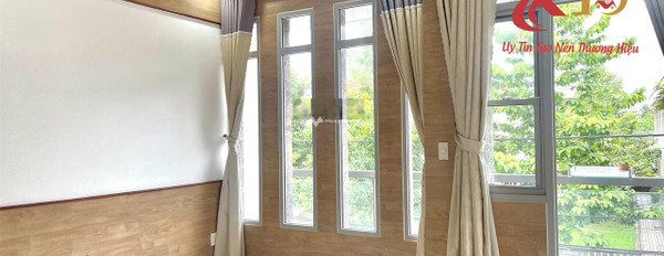 Diện tích 160m2 bán nhà ở mặt tiền tọa lạc tại Biên Hòa, Đồng Nai tổng quan bên trong căn nhà 5 PN 5 WC khách có thiện chí liên hệ ngay.-02