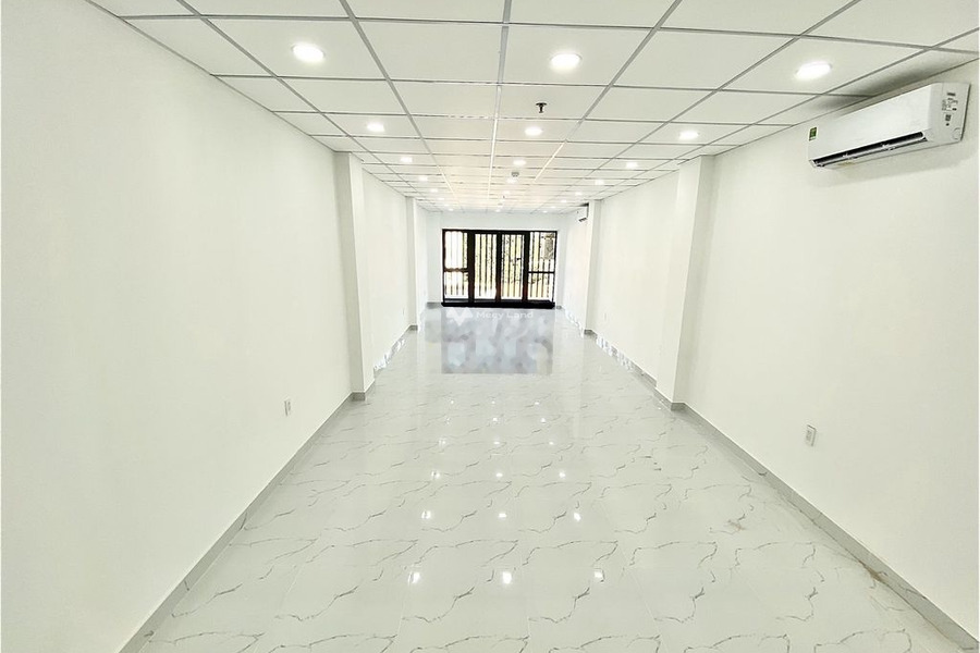 Vị trí đặt tại Nguyễn Thị Minh Khai, Đà Nẵng cho thuê sàn văn phòng diện tích là 90m2-01