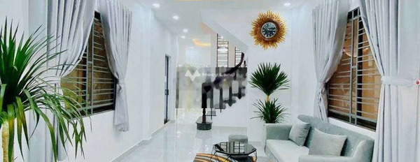Bán nhà tại Lê Hồng Phong, Hồ Chí Minh bán ngay với giá siêu mềm từ 5 tỷ có diện tích chung 80m2 tổng quan nhà gồm 6 phòng ngủ-02