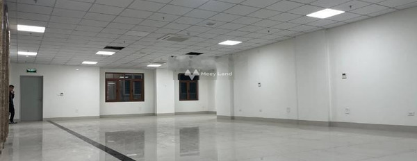 Giá thuê cực êm chỉ 420 triệu/tháng, cho thuê nhà diện tích rộng rãi 260m2 vị trí thuận lợi nằm tại Lê Đại Hành, Hai Bà Trưng vào ở ngay-03