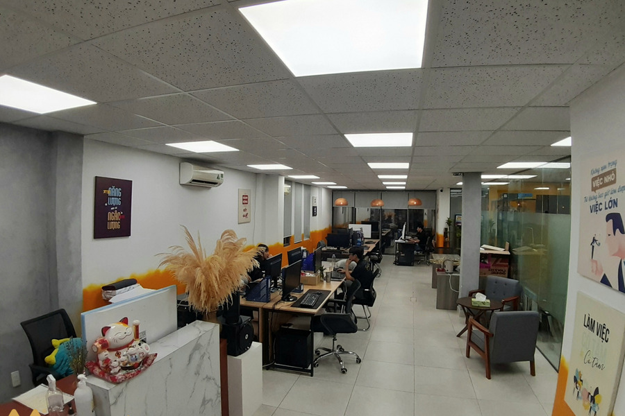 Trung tâm Bình Thanh, trục đường D2, 115m2 văn phòng đã setup phòng họp-01