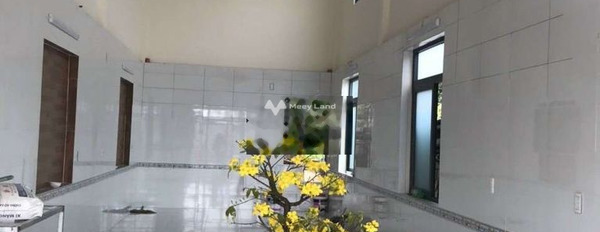 Cho thuê nhà ở có một diện tích sàn 250m2 giá thuê cạnh tranh chỉ 6 triệu/tháng vị trí mặt tiền ở Tương Bình Hiệp, Bình Dương-03