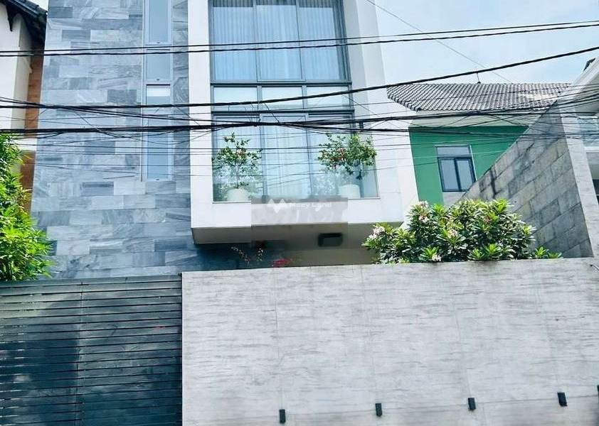 Cho thuê nhà diện tích rộng là 200m2 vị trí đẹp ngay tại Phường 2, Hồ Chí Minh thuê ngay với giá gốc chỉ 42 triệu/tháng, nhà bao gồm 7 phòng ngủ, 6 WC-01