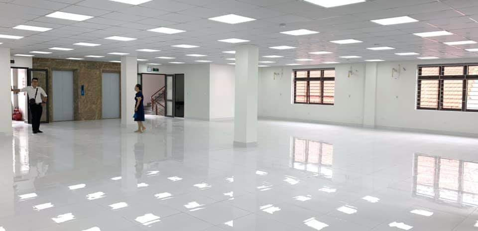 Cho thuê sàn thương mại tầng 1 diện tích 170m2 tại Vinhomes Marina Hải Phòng