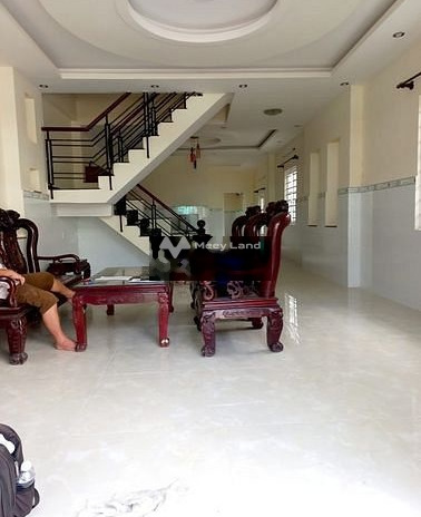 Bán ngay với giá bất ngờ 17.7 tỷ bán nhà có diện tích chung 259m2 vị trí nằm ở Huỳnh Tấn Phát, Quận 7 trong nhà có 1 phòng ngủ 1 WC chính chủ đăng tin