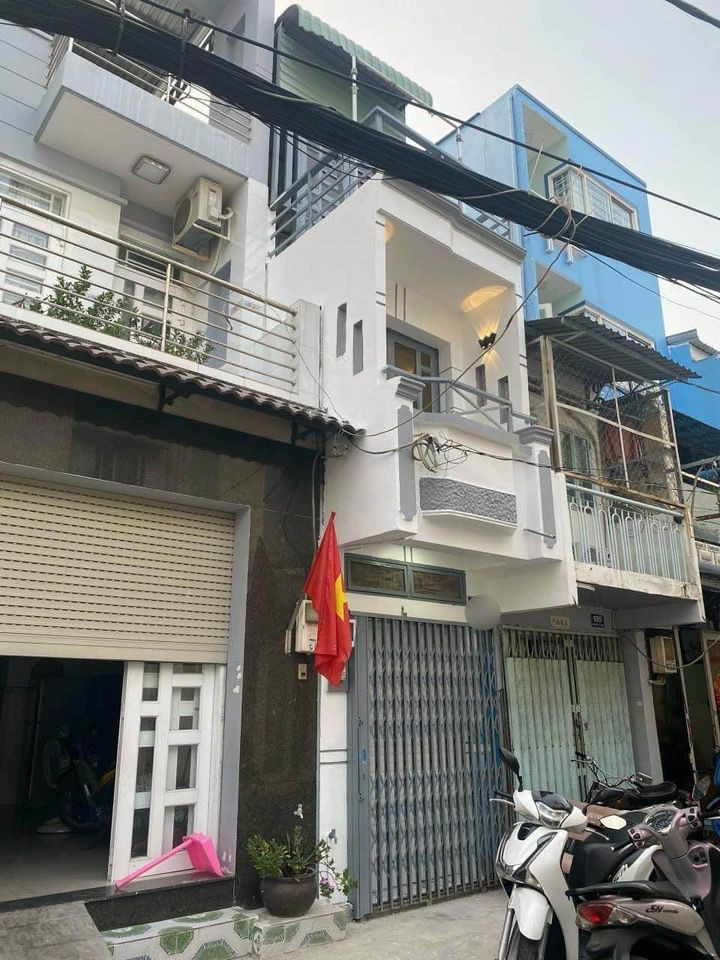 Bán nhà mặt phố quận Bình Tân thành phố Hồ Chí Minh giá 2.7 tỷ-1