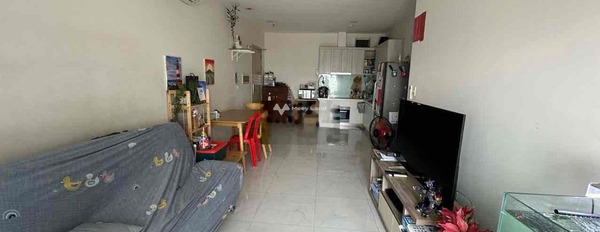 Ở Võ Văn Kiệt, Quận 6 bán chung cư giá bán đàm phán chỉ 3.6 tỷ, hướng Đông Nam, căn này gồm 2 phòng ngủ, 2 WC khách có thiện chí liên hệ ngay-02