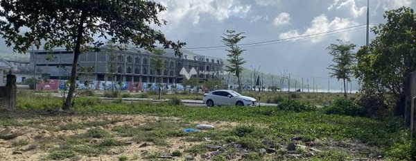 Vị trí tại Lăng Cô, Phú Lộc bán đất giá bán vô cùng rẻ 32 tỷ diện tích tiêu chuẩn 1467m2, với lộ rộng 36 mét-02