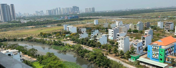 Hiện nay tôi đang cho thuê chung cư mặt tiền nằm ở Quận 2, Hồ Chí Minh giá thuê chốt nhanh từ 11.5 triệu/tháng diện tích rộng là 101m2-02