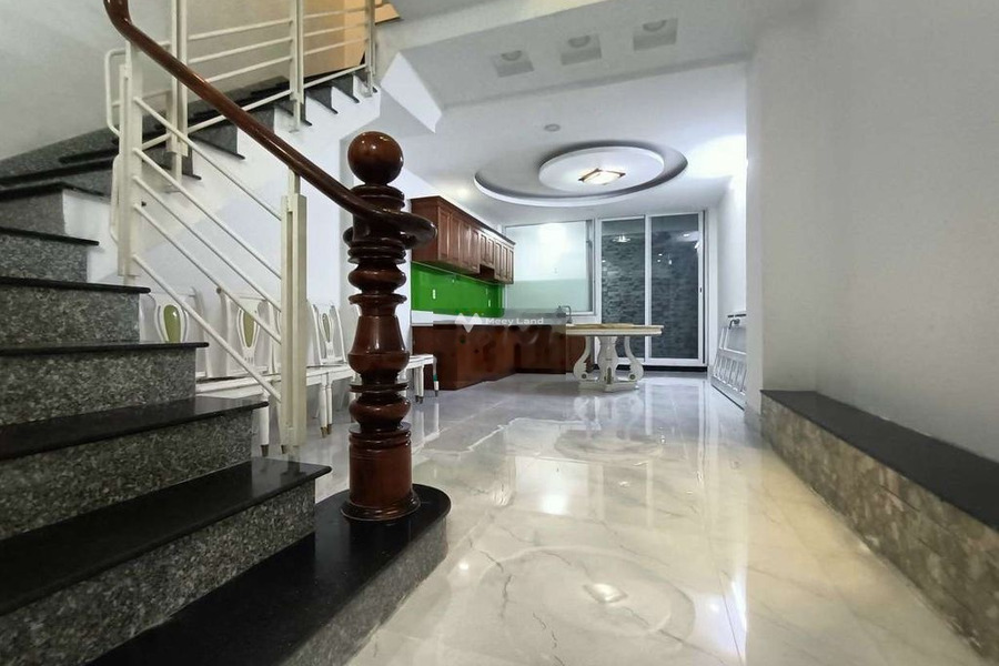 Cho thuê nhà ở với diện tích chuẩn 89m2 thuê ngay với giá bàn giao chỉ 16 triệu/tháng vị trí mặt tiền nằm trên Tân Phú, Quận 7-01