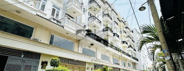 Nhà gồm 6 phòng ngủ bán nhà ở diện tích gồm 61m2 bán ngay với giá gốc 6.9 tỷ ở Hoàng Bật Đạt, Tân Bình, hướng Đông Nam-02