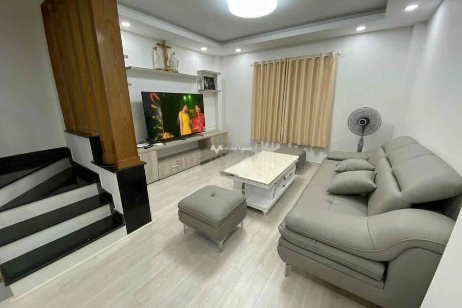 Tổng quan ở trong ngôi nhà 5 phòng ngủ, cho thuê nhà ở diện tích sàn là 64m2 giá thuê cực êm chỉ 22 triệu/tháng tại Quảng Hàm, Hồ Chí Minh-01