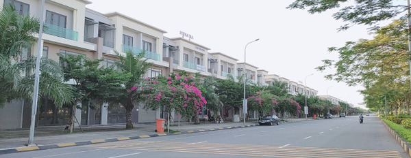 Bán shophouse 120m2 đường trục chính Hữu Nghị 56m, khu đô thị Centa Vsip Bắc Ninh-03