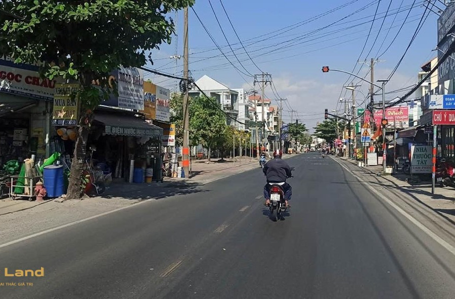 Cần bán gấp nhà, đường Nguyễn Văn Tăng Quận 9, 120m2, mặt đường kinh doanh 8m, giá 8 tỷ-01