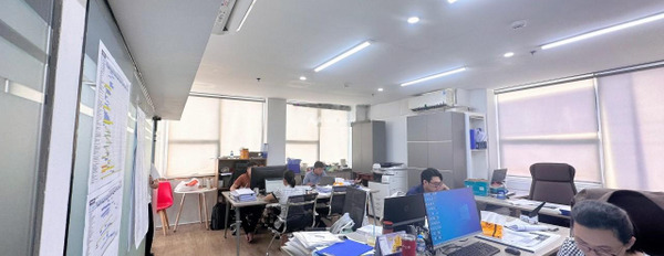 Cho thuê sàn văn phòng diện tích 74m2 trong Đa Kao, Quận 1-02