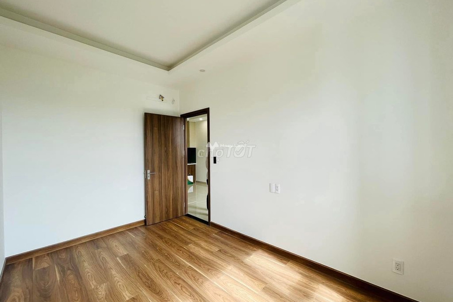 Hướng Đông, bán chung cư vị trí mặt tiền tọa lạc ở Đào Trí, Quận 7, trong căn hộ nhìn chung có 2 phòng ngủ, 2 WC thuận mua vừa bán-01