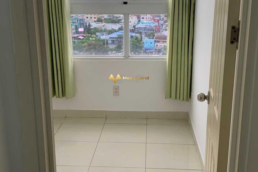 Bán chung cư mặt tiền nằm ngay Khuông Việt, Phú Trung, tổng quan ngôi căn hộ này 3 phòng ngủ, 2 WC khu vực dân cư-01