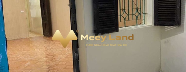 Bán nhà có dt gồm 45 m2 vị trí mặt tiền ngay Đường 19/5, Nam Định bán ngay với giá sang tên 500 triệu-02