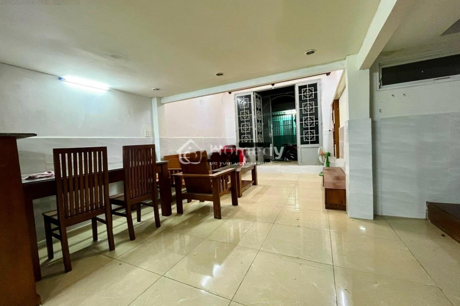 Cho thuê nhà Nằm ngay trên Lê Văn Lương, Quận 7, thuê ngay với giá thương mại chỉ 7 triệu/tháng diện tích thực 50m2-01