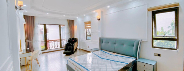 Căn nhà có tất cả 5 phòng ngủ, bán nhà ở có diện tích chung là 51m2 bán ngay với giá 9.25 tỷ mặt tiền tọa lạc trên Việt Hưng, Hà Nội-03