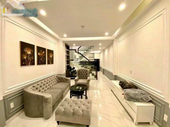 Cho thuê nhà mặt tiền tọa lạc ngay tại Phường 1, Tân Bình, thuê ngay với giá cực rẻ 23 triệu/tháng tổng diện tích 85m2, căn này có tổng 5 phòng ngủ-01