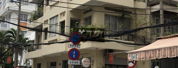 Có diện tích 58m2 bán nhà vị trí mặt tiền nằm ở Đoàn Thị Điểm, Phú Nhuận ngôi nhà có tổng cộng 6 phòng ngủ ở lâu dài-03