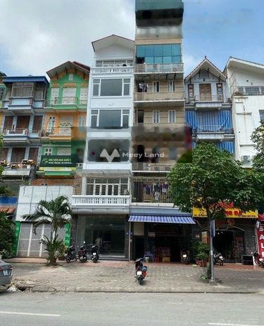 Cho thuê nhà Phía trong Hoàn Kiếm, Hà Nội, giá thuê bất ngờ chỉ 36 triệu/tháng diện tích tiêu chuẩn 35m2