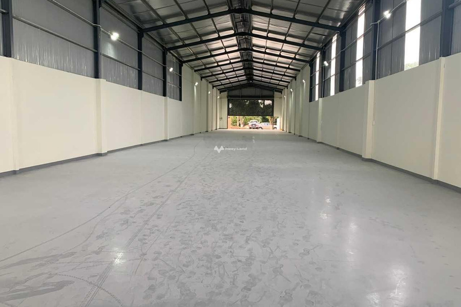 Tọa lạc trên Quốc Lộ 20, Lâm Đồng cho thuê kho bãi 650m2 giá thuê bàn giao 20 triệu/tháng liên hệ chính chủ-01