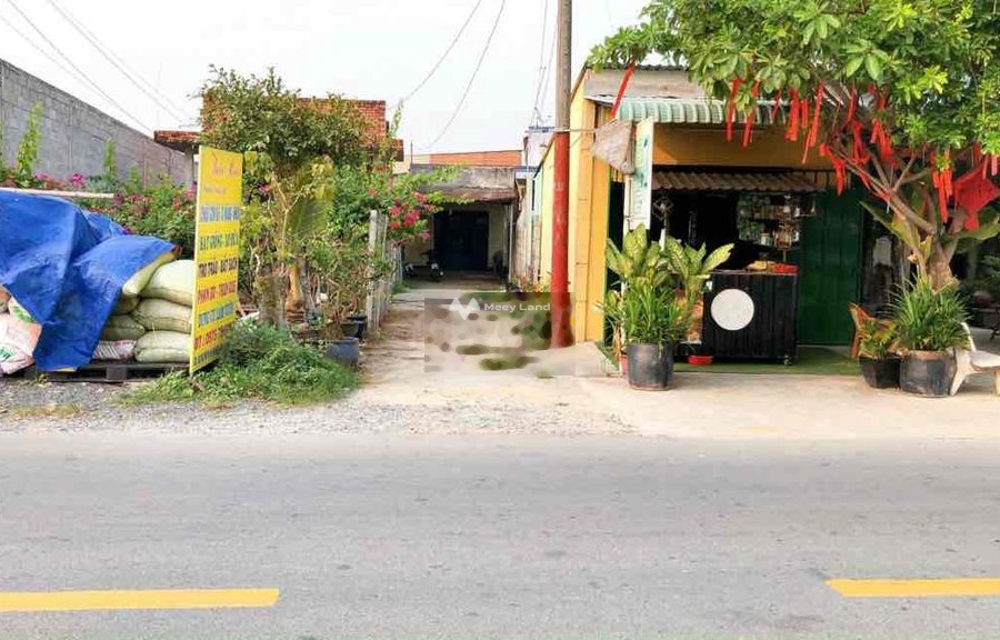 Bán nhà vị trí đặt tại trung tâm Nguyễn Thị Nê, Phú Hòa Đông. Diện tích 120m2, giá 1,25 tỷ-01