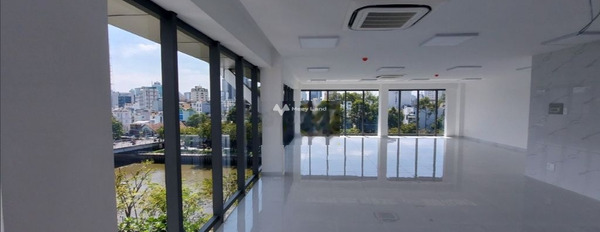 Cho thuê nhà ở diện tích chung là 120m2 giá thuê khởi điểm 40 triệu/tháng vị trí đẹp ở Phường 3, Tân Bình-02