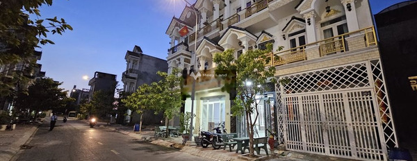 Nhà gồm 4 PN bán nhà ở diện tích 1997m2 bán ngay với giá hấp dẫn 3.3 tỷ vị trí phát triển Thuận An, Bình Dương-03