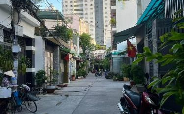 DT 40m2 bán nhà ở vị trí đẹp tọa lạc ở Tân Quý, Hồ Chí Minh căn nhà có tổng cộng 4 phòng ngủ lh xem trực tiếp-03